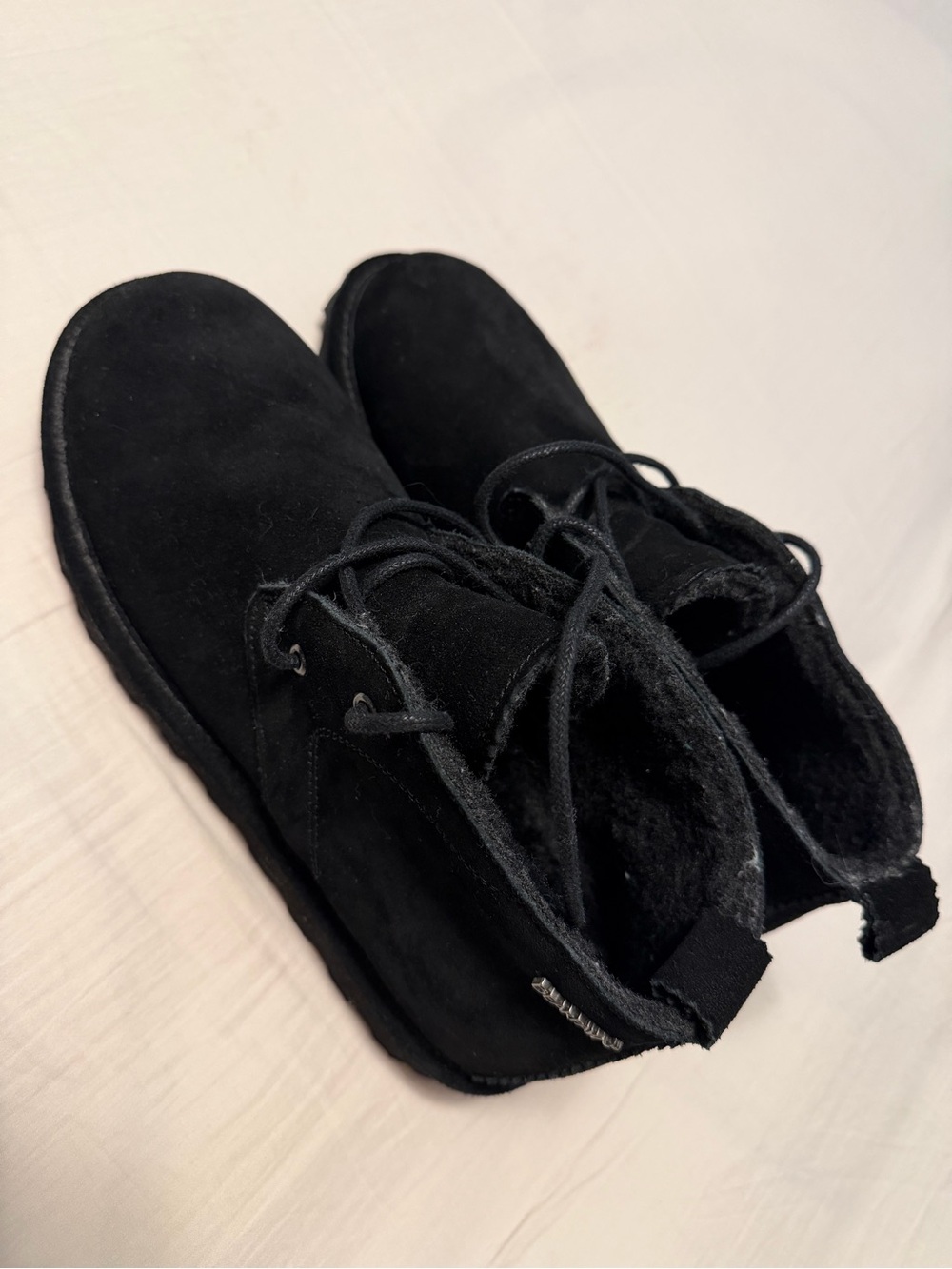 Women’s Bearpaw Black Suede Lace-Up Winter Boots